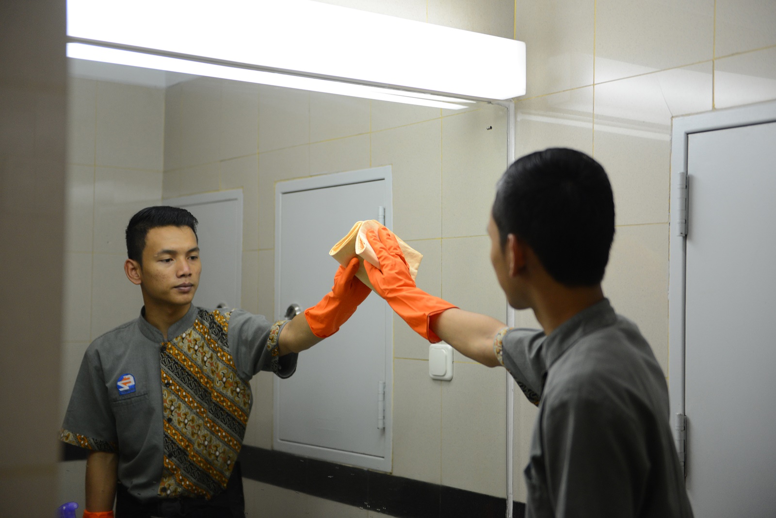 Jasa Cleaning Service EZ Services